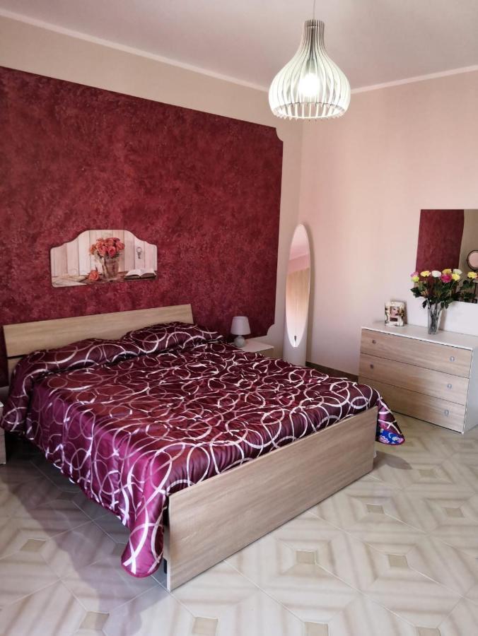 Case vacanze LE ROSE Campofelice Di Roccella Buitenkant foto
